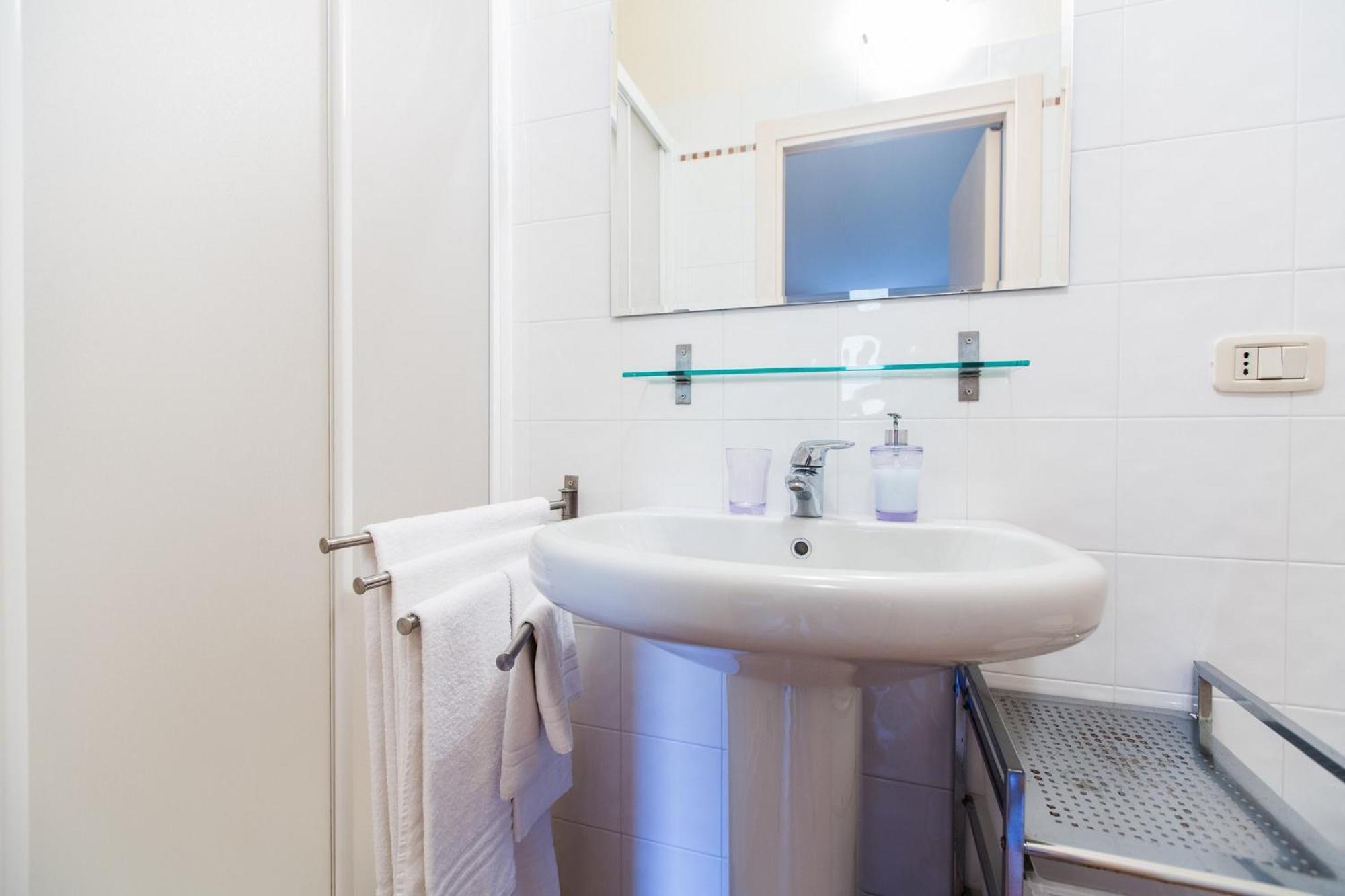 Appartamenti E Affittacamere Le Due Ruote Alberese Habitación foto