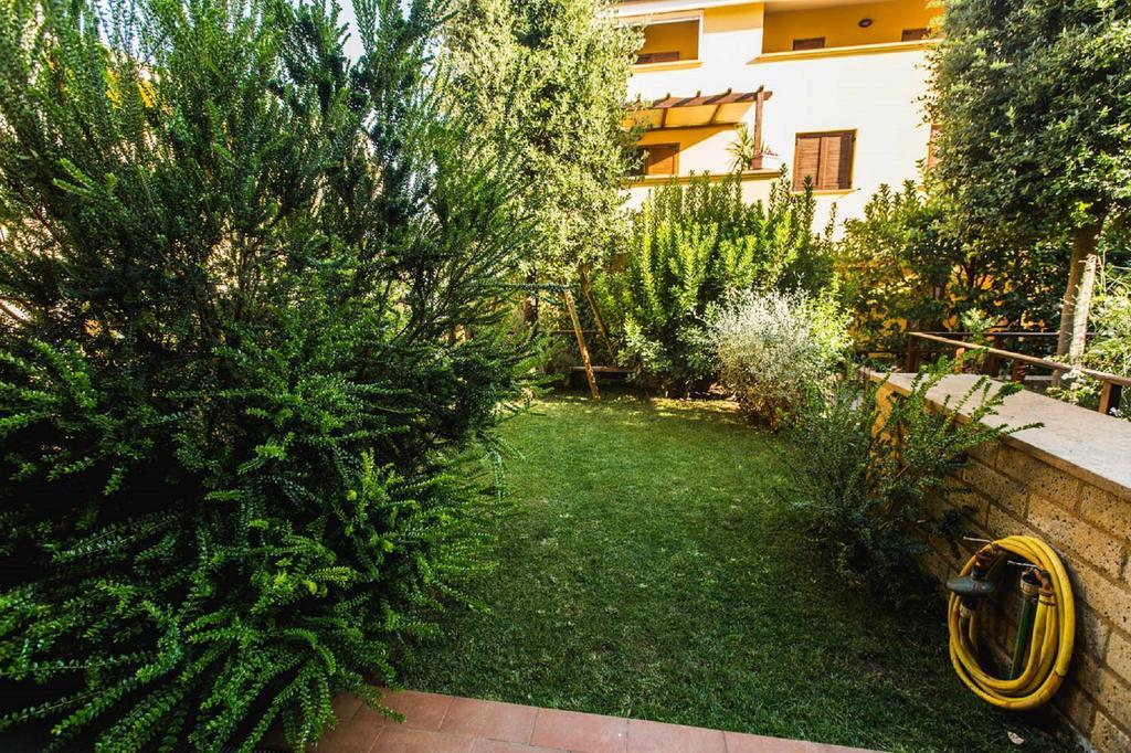 Appartamenti E Affittacamere Le Due Ruote Alberese Habitación foto